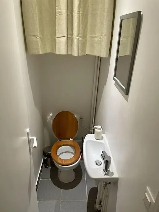 50m2 Private In Center 아파트